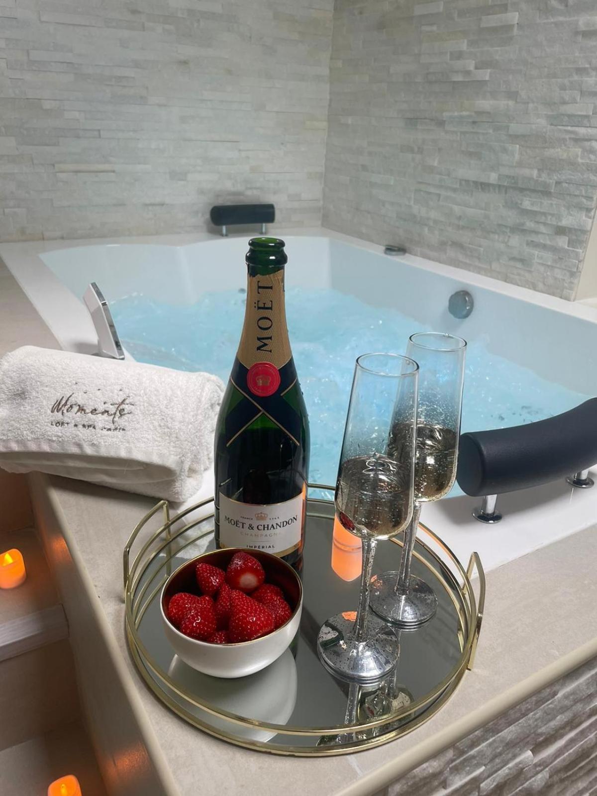 Moments Loft & Spa Paris Montesson Exteriör bild